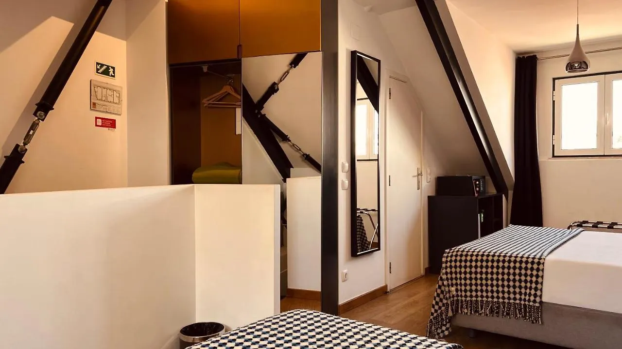 Casa Do Patio By Shiadu Hotel Lisbon Guest house