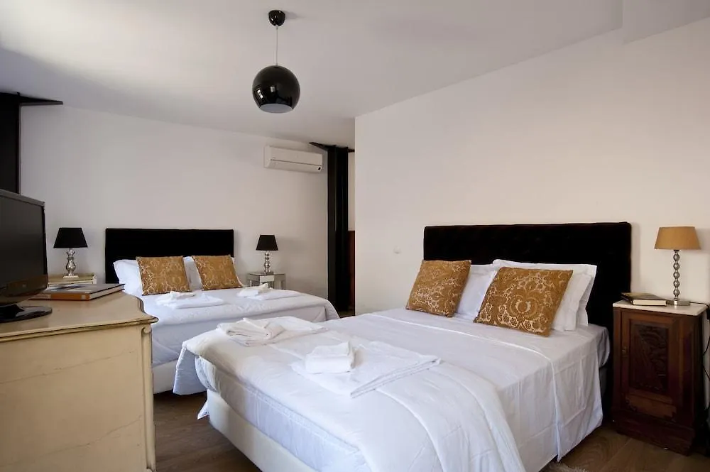 בית הארחה מלון ליסבון Casa Do Patio By Shiadu